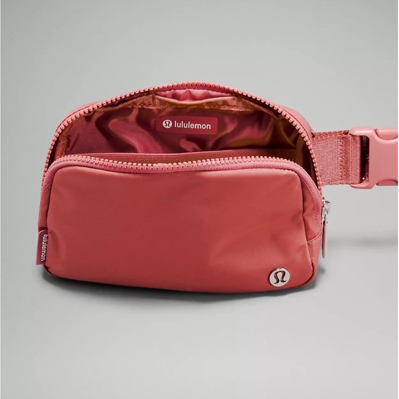 SOLD OUT - Picture 2 of 4